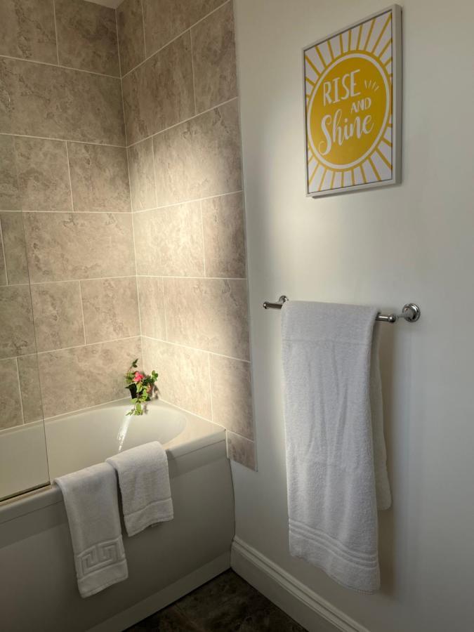 Three Bedroom City Home With Garden Southampton Ngoại thất bức ảnh