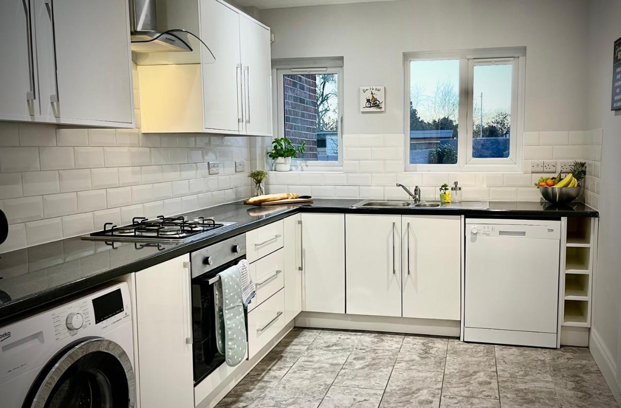 Three Bedroom City Home With Garden Southampton Ngoại thất bức ảnh